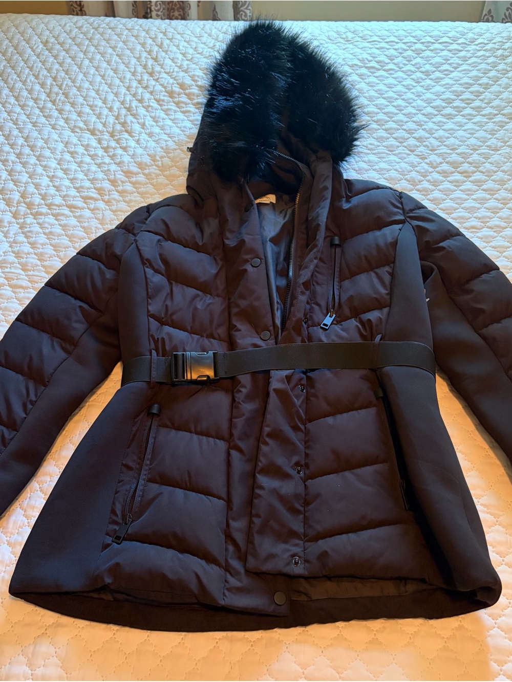 Xersion Black Quilted Belted Hooded Puffer Jacket with Faux Fur Trim